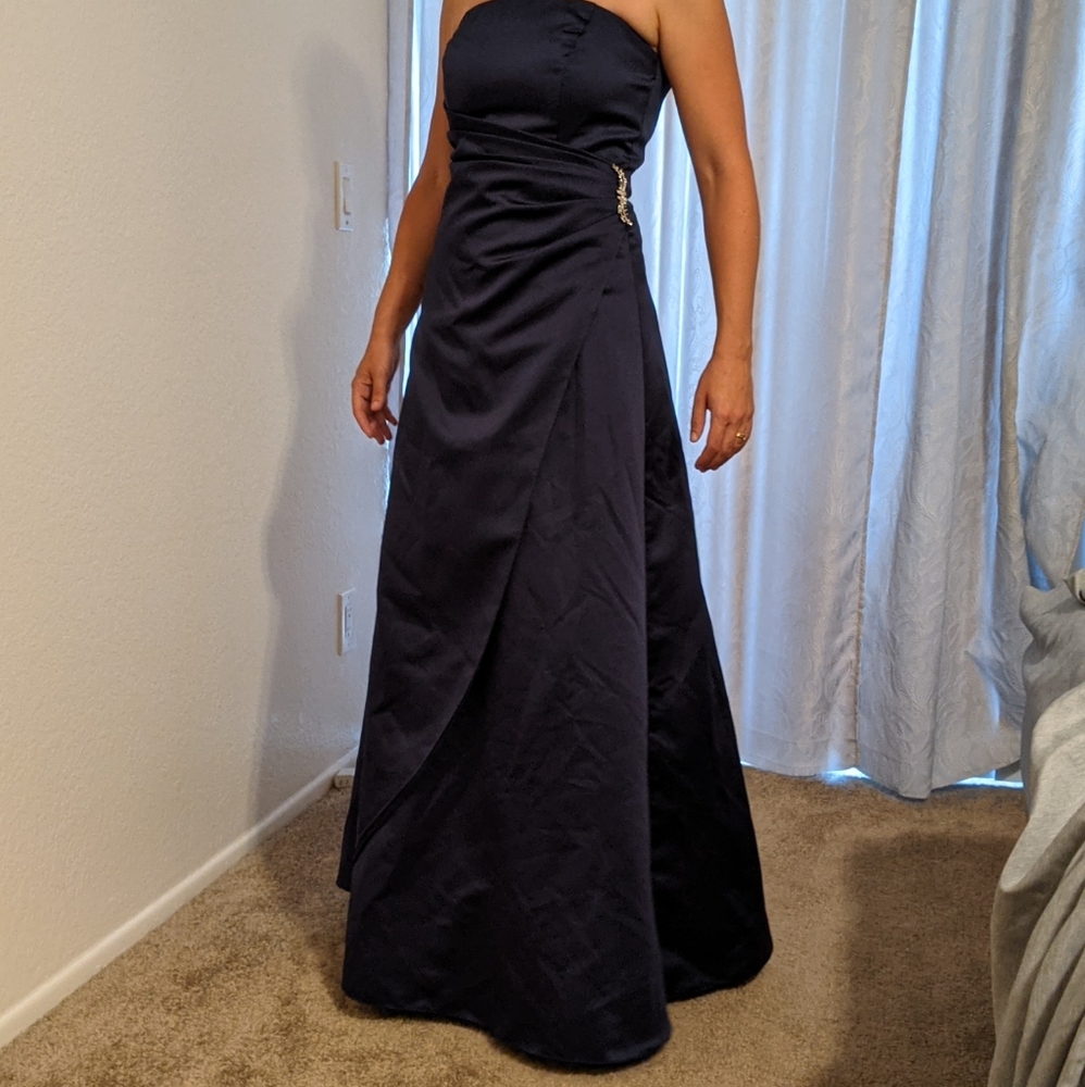 David's bridal, marine blue, size 6